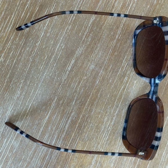 Like New Burberry Sunglasses - Picture 3 of 6